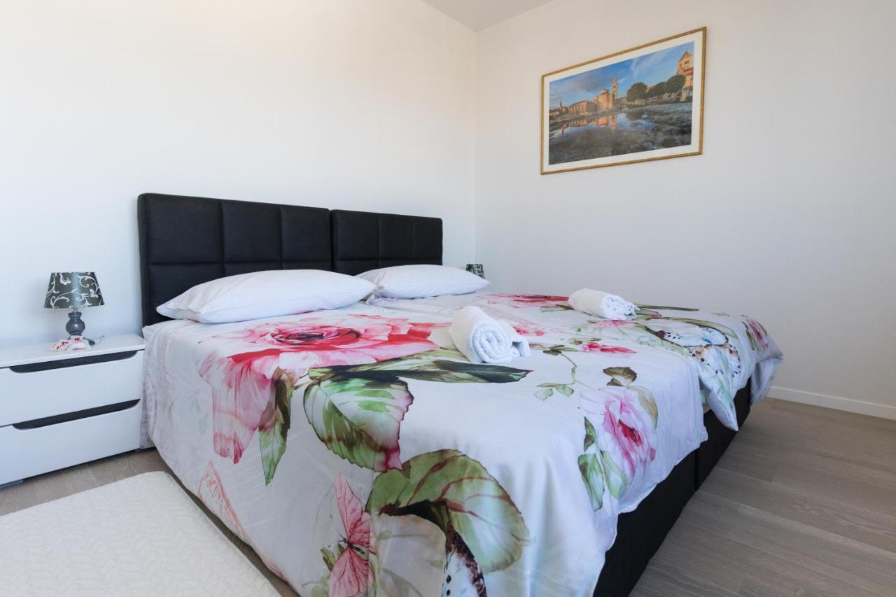 Studio Apartman Moonlight Zadar Exterior photo